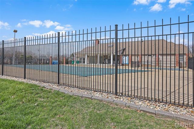 1928 Baxter Ridge Drive, Chesterfield, MO 63017