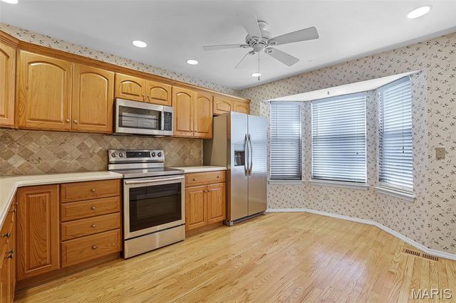 1928 Baxter Ridge Drive, Chesterfield, MO 63017