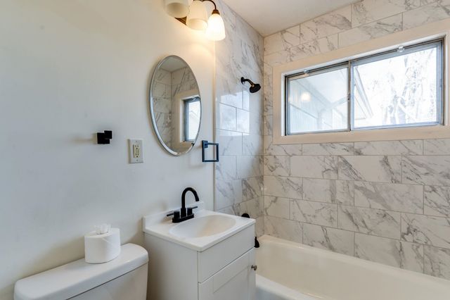 5006 E Bleckley Ct, Wichita, KS 67218