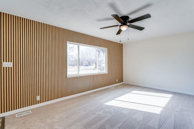 5006 E Bleckley Ct, Wichita, KS 67218