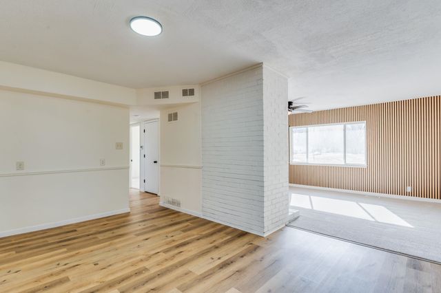 5006 E Bleckley Ct, Wichita, KS 67218