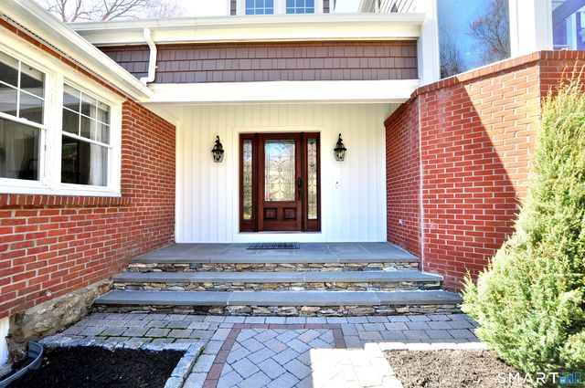 82 Indian Hill Road, Canton, CT 06019