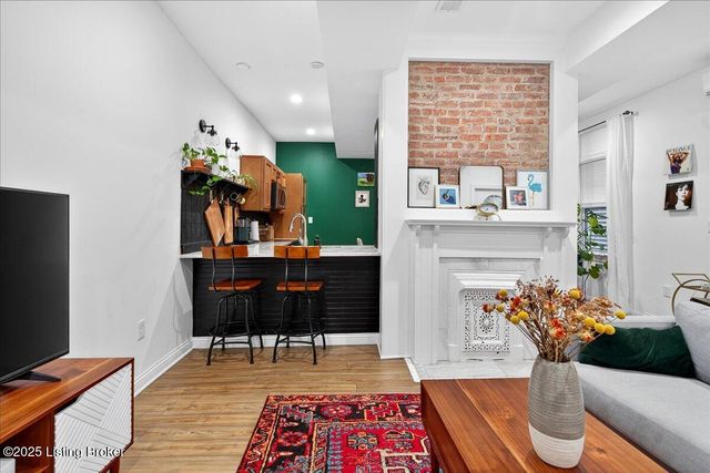 417 Camp St, Louisville, KY 40203