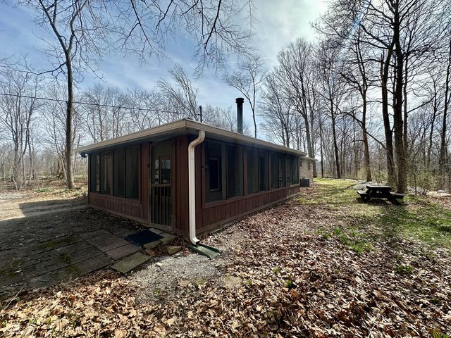 7880 State Road 236, North Salem, IN 46165