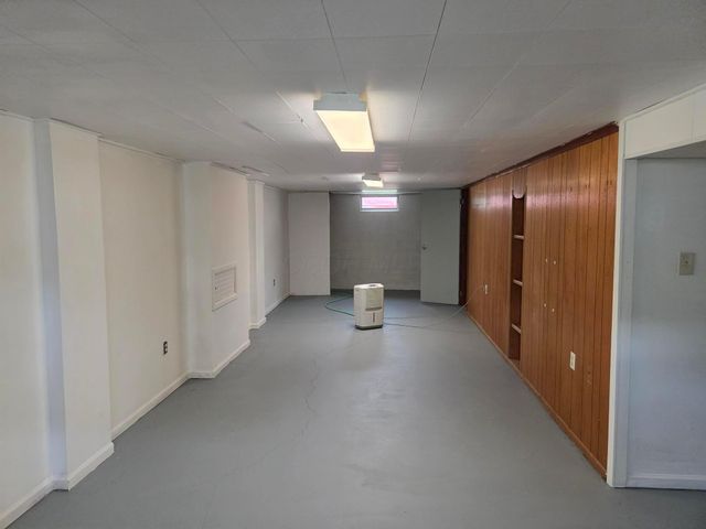 3325 Latonia, Columbus, OH 43232