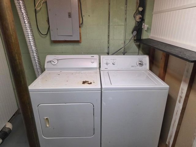 3325 Latonia, Columbus, OH 43232