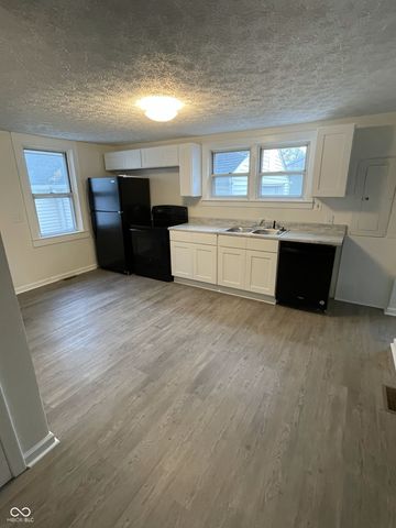 529 N Maple Street, Pittsboro, IN 46167