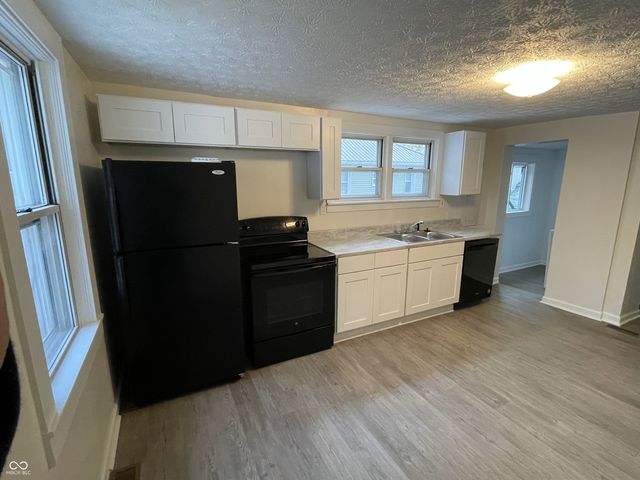 529 N Maple Street, Pittsboro, IN 46167