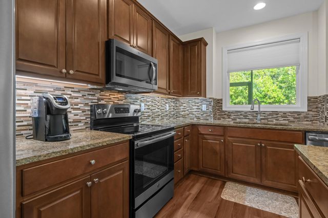 1727 Suncrest Dr., Myrtle Beach, SC 29577
