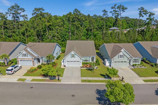 1727 Suncrest Dr., Myrtle Beach, SC 29577