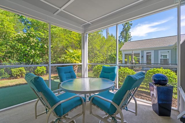 1727 Suncrest Dr., Myrtle Beach, SC 29577