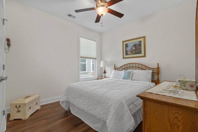 1727 Suncrest Dr., Myrtle Beach, SC 29577