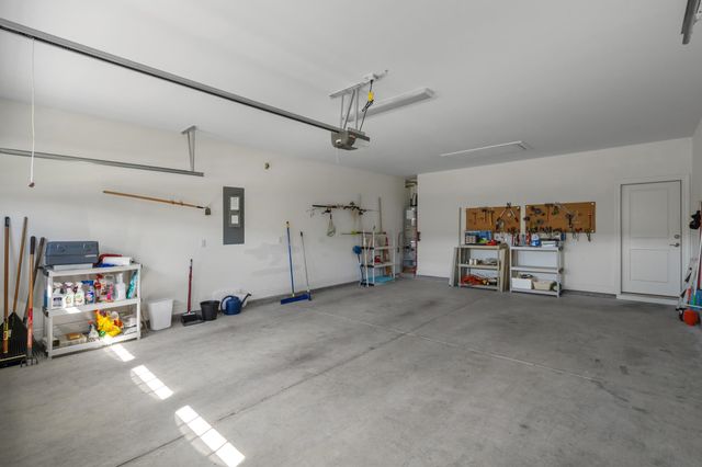 1727 Suncrest Dr., Myrtle Beach, SC 29577
