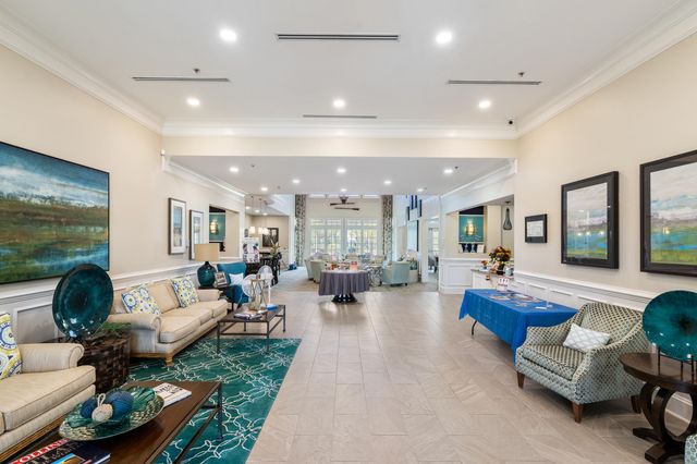 1727 Suncrest Dr., Myrtle Beach, SC 29577
