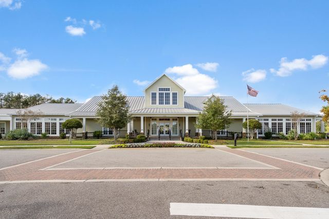 1727 Suncrest Dr., Myrtle Beach, SC 29577