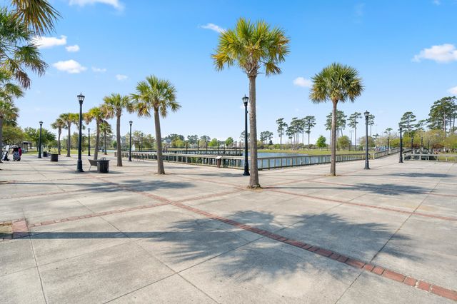 1727 Suncrest Dr., Myrtle Beach, SC 29577
