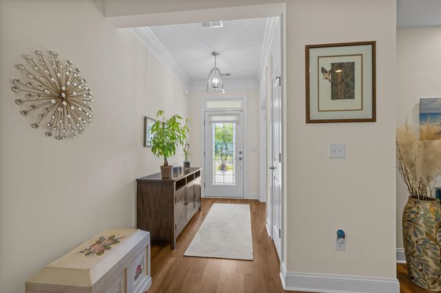 1727 Suncrest Dr., Myrtle Beach, SC 29577