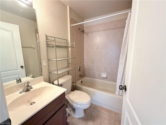 2110 SW 38th TER, Cape Coral, FL 33914