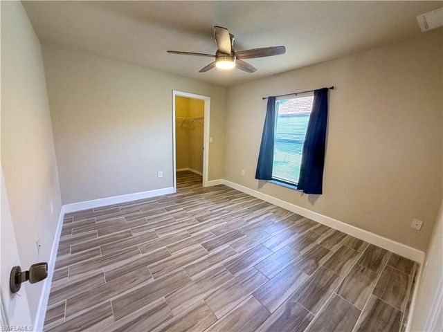 2110 SW 38th TER, Cape Coral, FL 33914