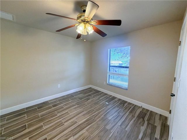 2110 SW 38th TER, Cape Coral, FL 33914