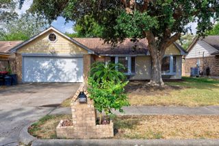 5102 Parsley Street, Baytown, TX 77521