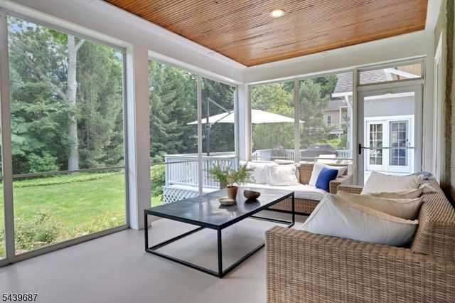 66 Ball Rd, Mountain Lakes Boro, NJ 07046