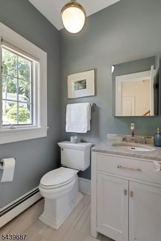 66 Ball Rd, Mountain Lakes Boro, NJ 07046