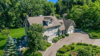 66 Ball Rd, Mountain Lakes Boro, NJ 07046