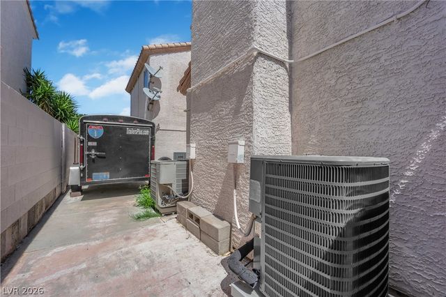 1585 Darryl Avenue, Las Vegas, NV 89123