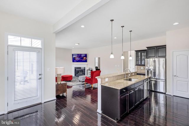 7311-A HAYFIELD RD, Alexandria, VA 22315