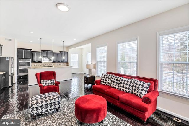 7311-A HAYFIELD RD, Alexandria, VA 22315