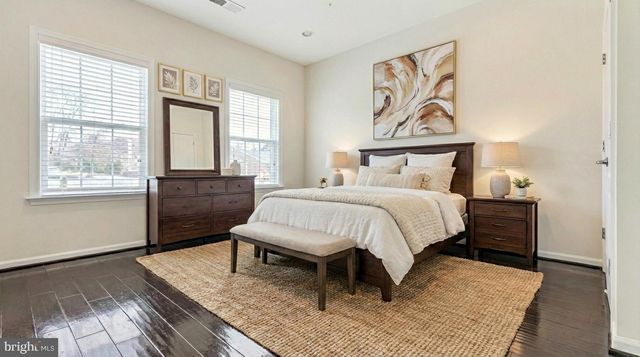 7311-A HAYFIELD RD, Alexandria, VA 22315