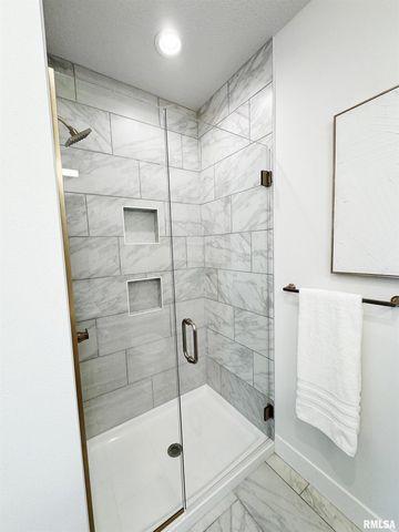 620 W NORTH Street, Mt Sterling, IL 62353