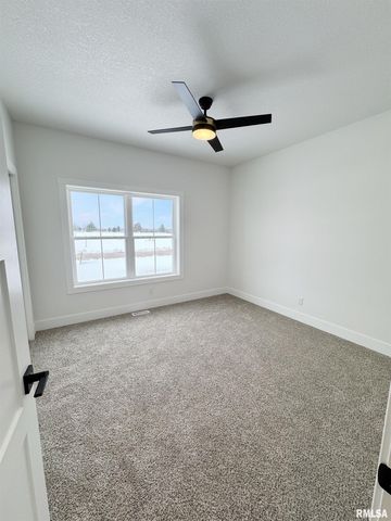 620 W NORTH Street, Mt Sterling, IL 62353