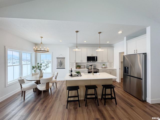 620 W NORTH Street, Mt Sterling, IL 62353