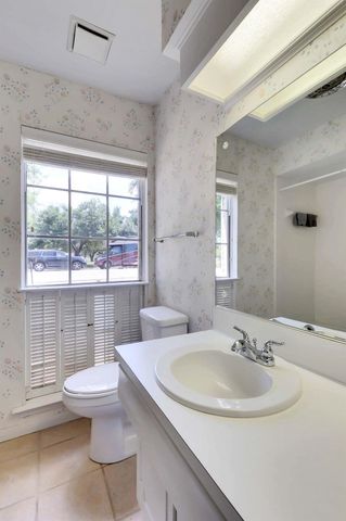 2609 Richcreek RD, Austin, TX 78757