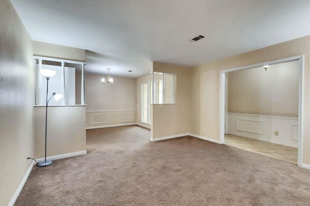 2609 Richcreek RD, Austin, TX 78757