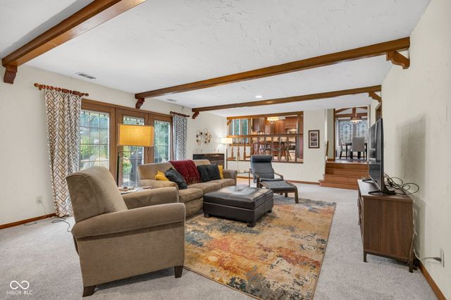 8525 Winding Ridge Road, Indianapolis, IN 46217