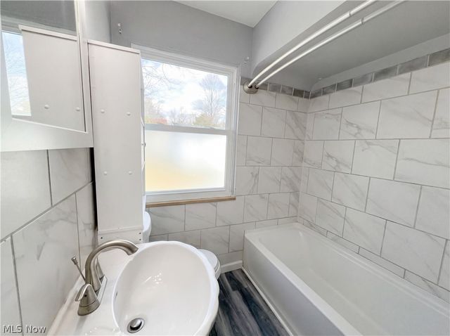 18715 Libby Road, Maple Heights, OH 44137