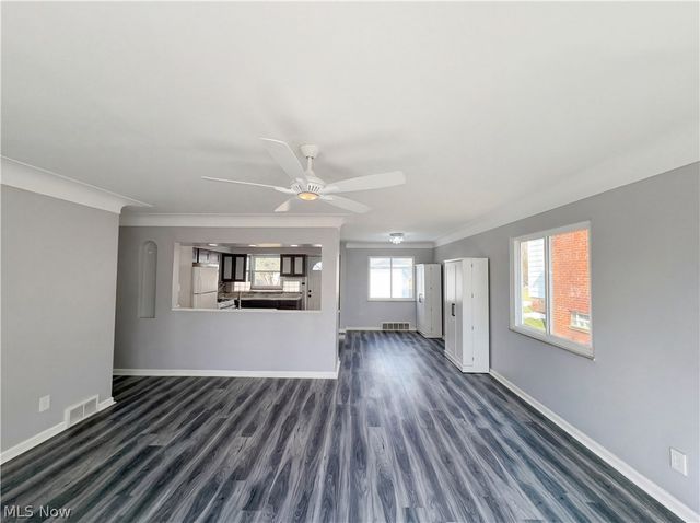 18715 Libby Road, Maple Heights, OH 44137