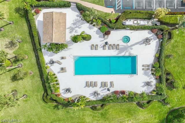 9035 Michael CIR 3, Naples, FL 34113