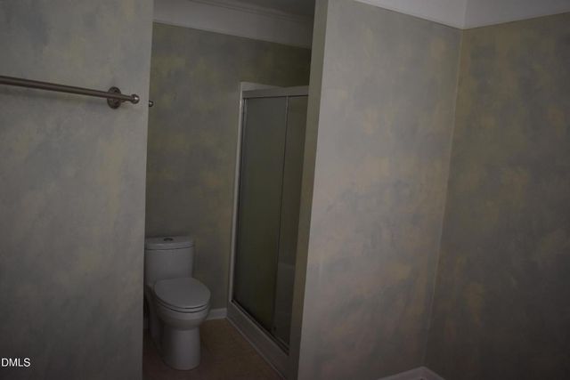 9 Pinecourt Drive, Siler City, NC 27344