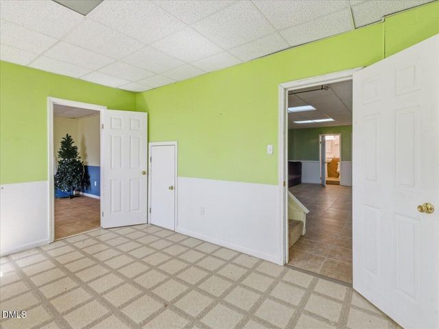 9 Pinecourt Drive, Siler City, NC 27344