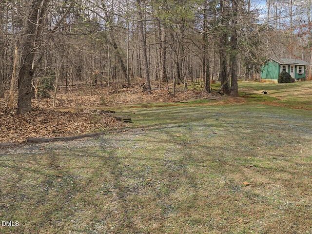 9 Pinecourt Drive, Siler City, NC 27344