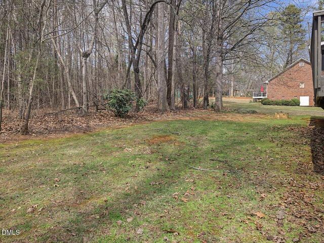 9 Pinecourt Drive, Siler City, NC 27344