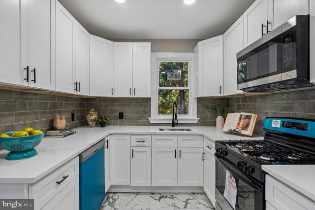 1455 ELMWOOD AVE, Sharon Hill, PA 19079