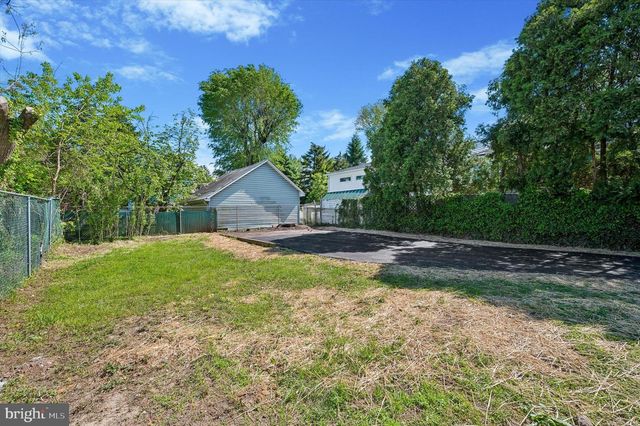 1455 ELMWOOD AVE, Sharon Hill, PA 19079
