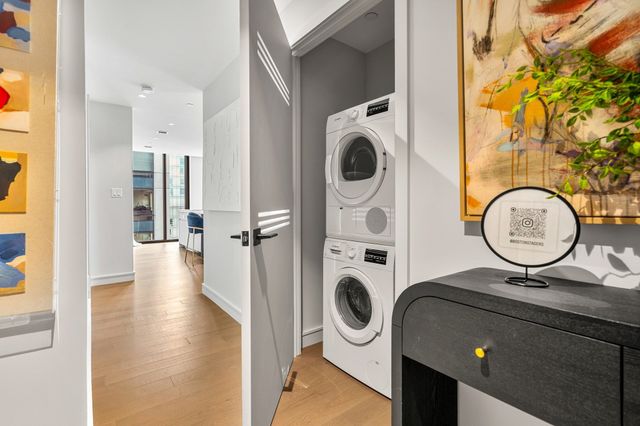 55 Lagrange St PH21B, Boston, MA 02116