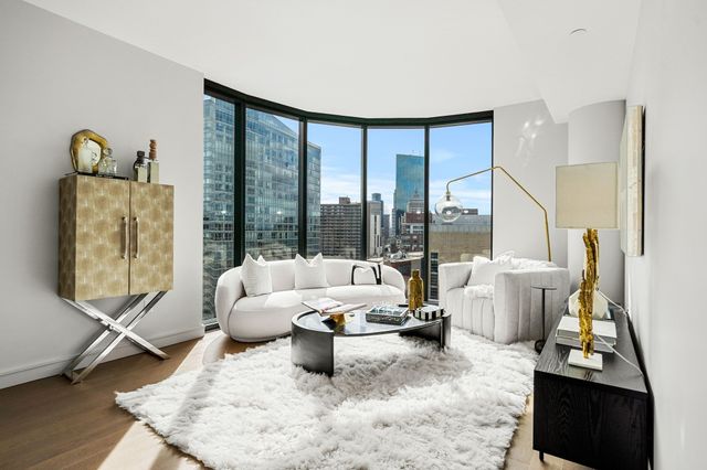 55 Lagrange St PH21B, Boston, MA 02116