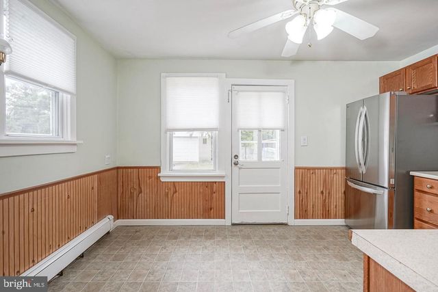 89 MAIN ST, Bridgeport, NJ 08014